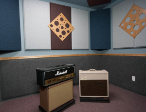 room-guitar
